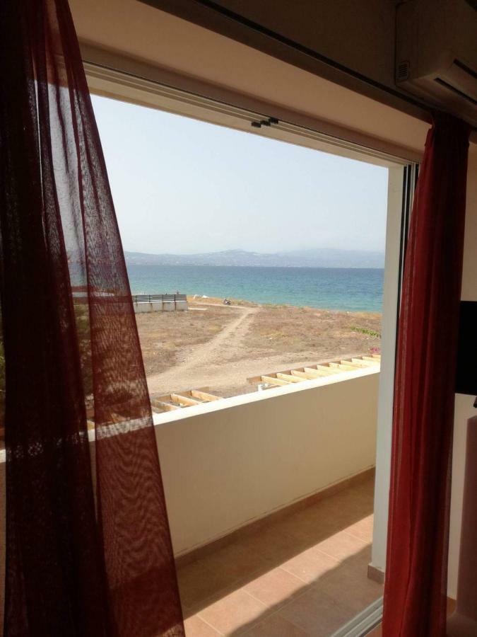 Villa Seabreeze Loutráki Exterior foto